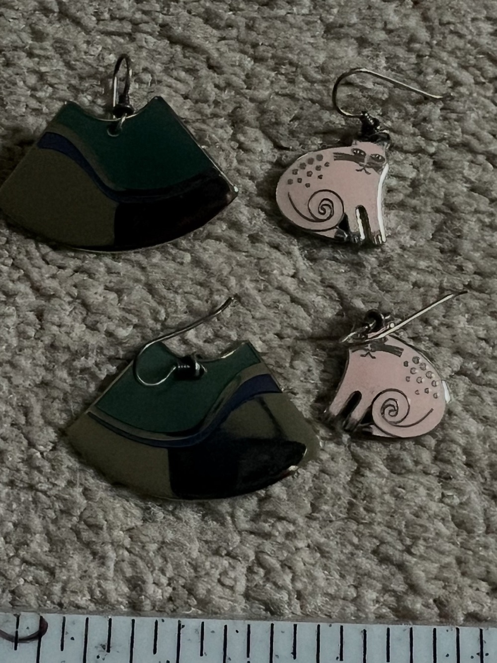 Laurel Burch Green and Pink Cat & Fan Earrings Set